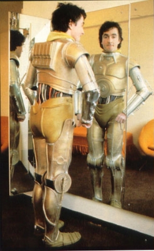 C-3PO - Anthony Daniels - 1977 - Traje con pierna dorada